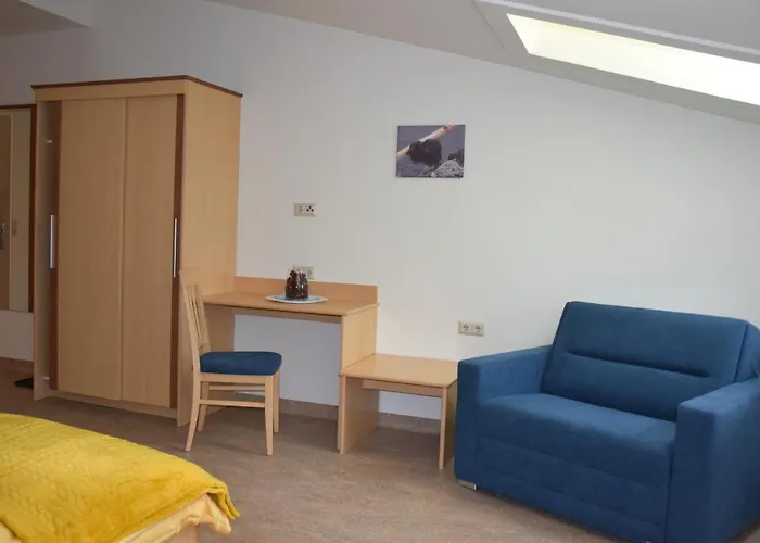 Atrium Gaestezimmer Und Restaurant -